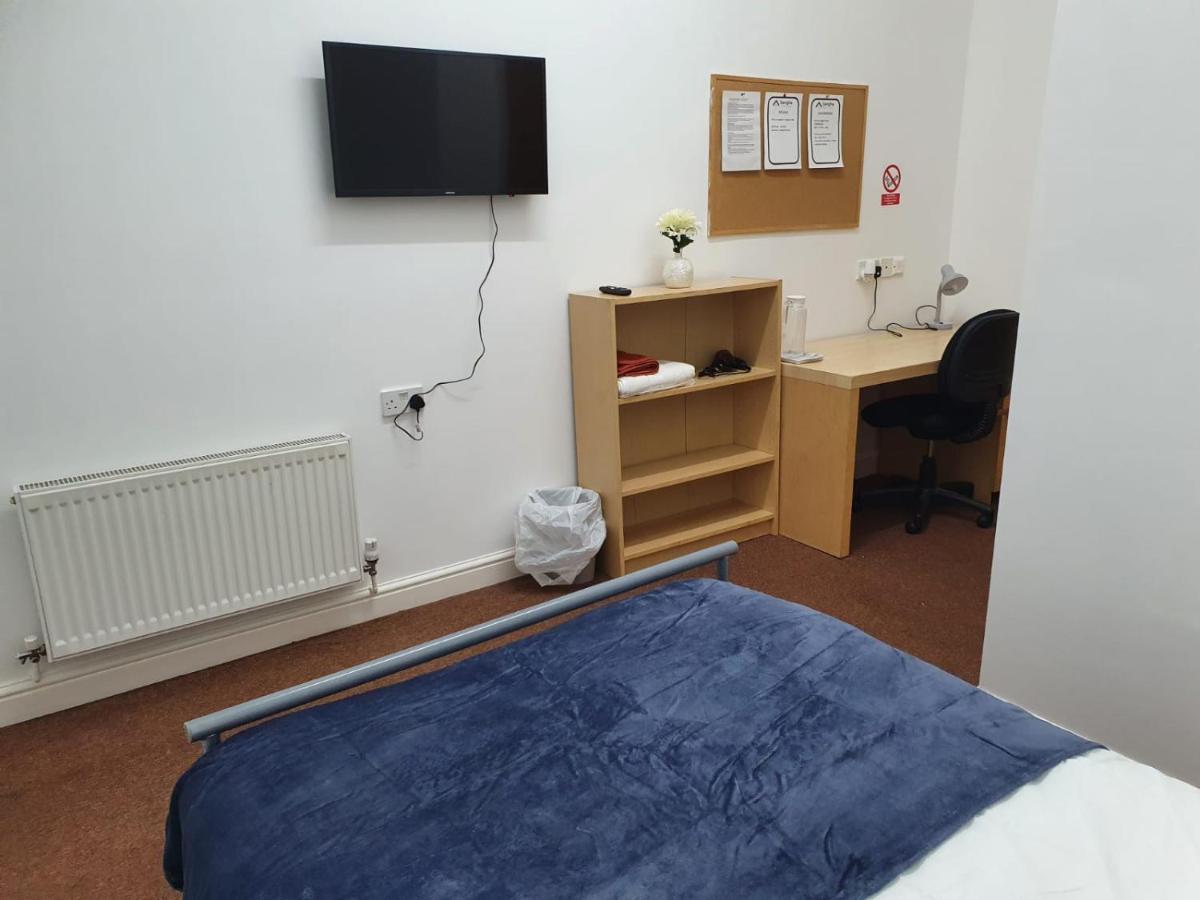 D19 Sangha Hall Leicester Bagian luar foto
